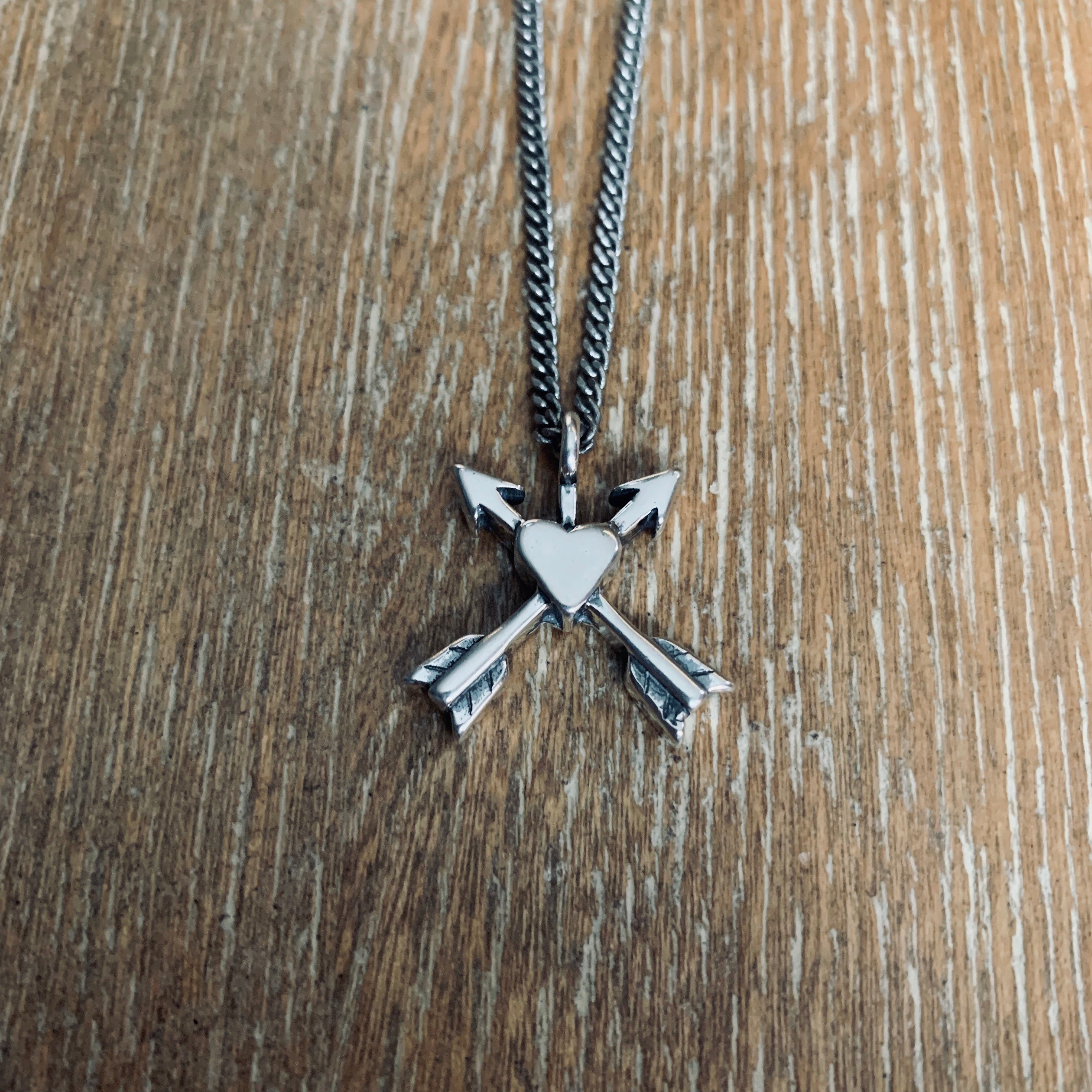 Friends Forever Arrows Necklace - Sterling Silver Choker Charm